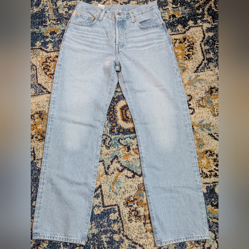 Levi's Women's Straight Leg Jeans in Soft Blue